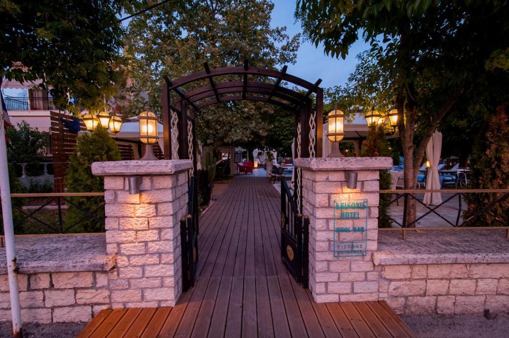 Krikonis Hotel Ioannina Exterior foto
